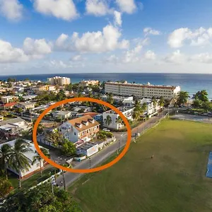 Sun & Sea Apartment